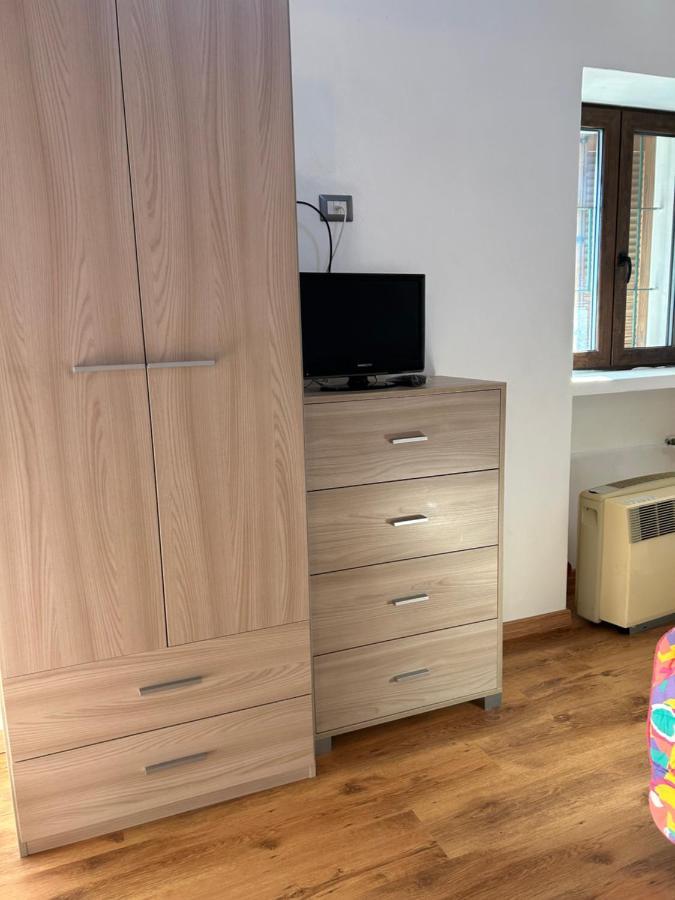 Casa Malva Appartamento Marisa Ed Appartamento Bouganville Cossogno Eksteriør bilde
